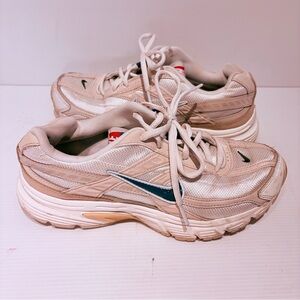 NIKE Initiator Women's Cream and Navy Sneakers - Size 9